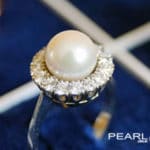 Why Pearl Gemstone Is Called Gemstone Of The Moon?